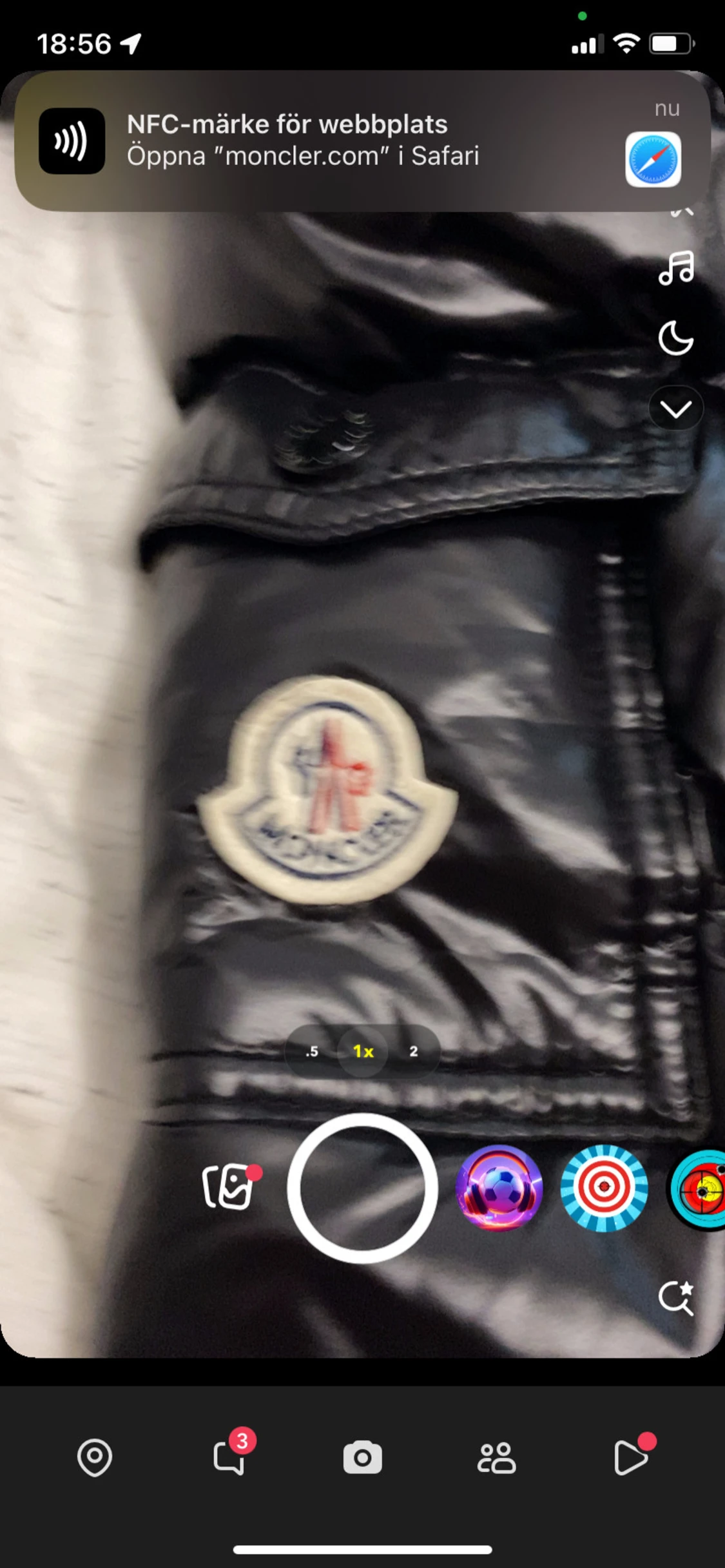 Svart Moncler pufferjacka med huva - 5