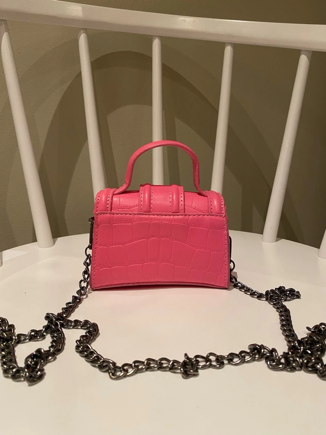 Mini rosa axelväska med kedja - 1