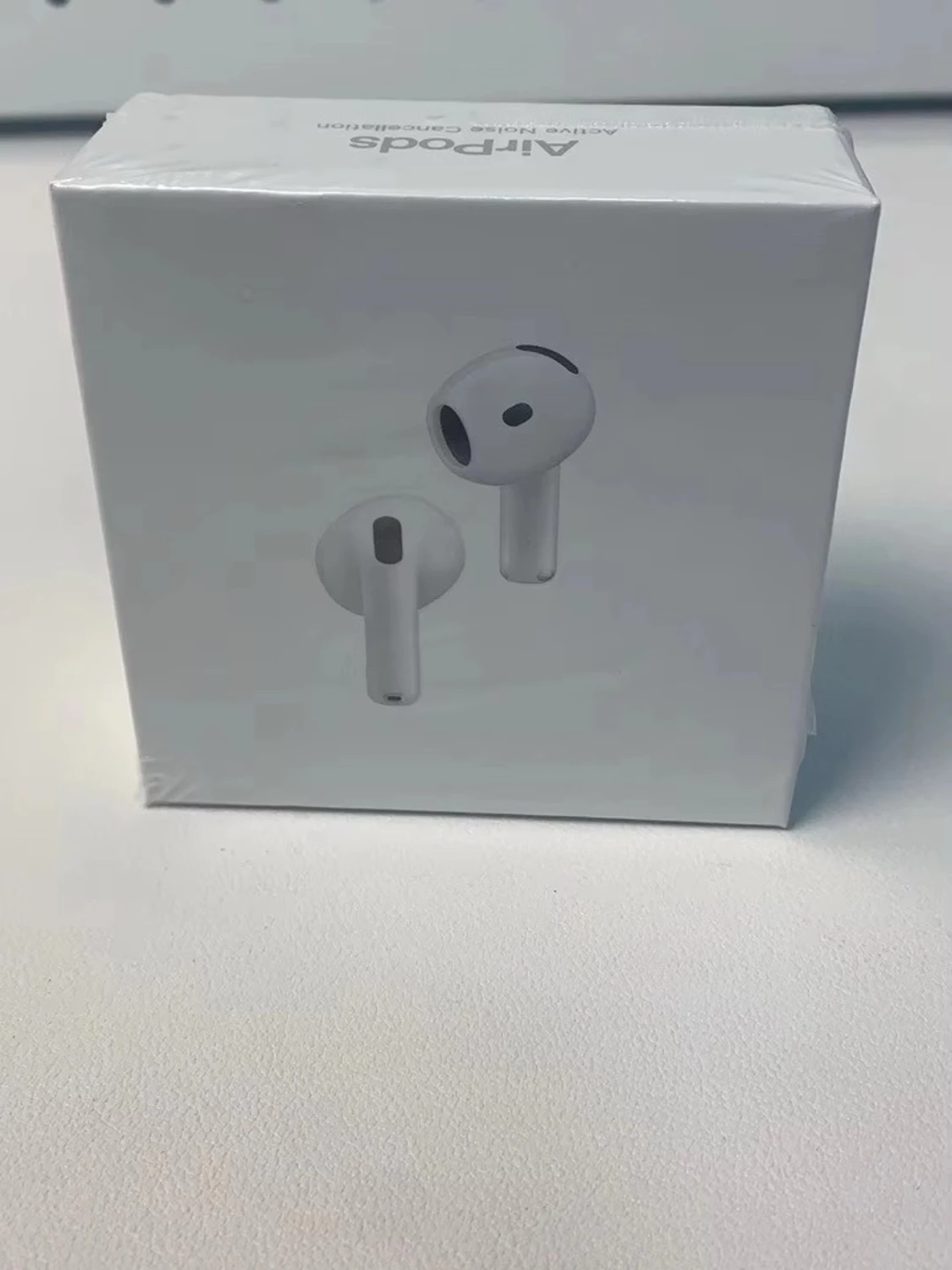 AirPods 4 ANC