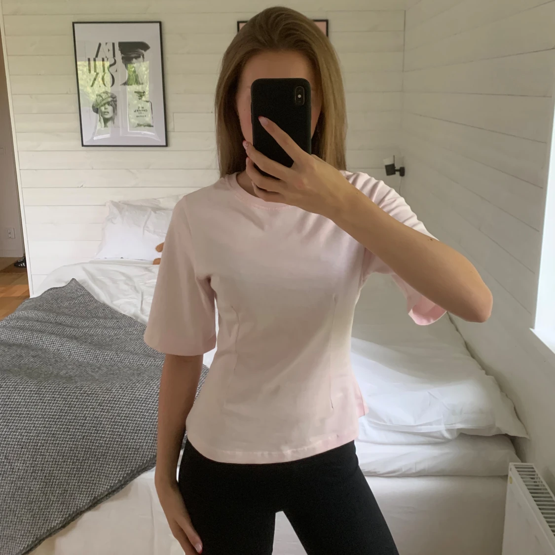 Ljusrosa t-shirt från Gina Tricot