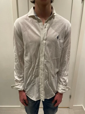 Polo Ralph Lauren skjorta  - Säljer nu denna Polo Ralph Lauren Skjorta, skriv för fler bilder/frågor🙌🏼