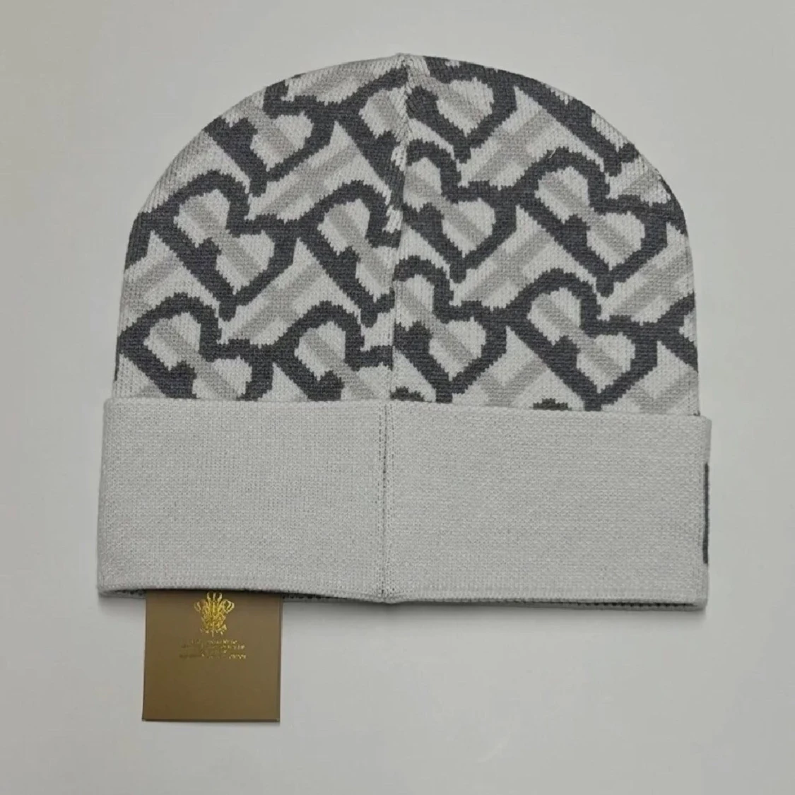 Burberry mössa  - 1