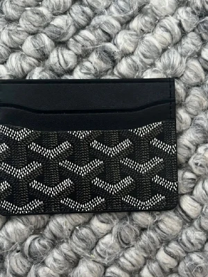 Svart korthållare - Klassiskt mönster