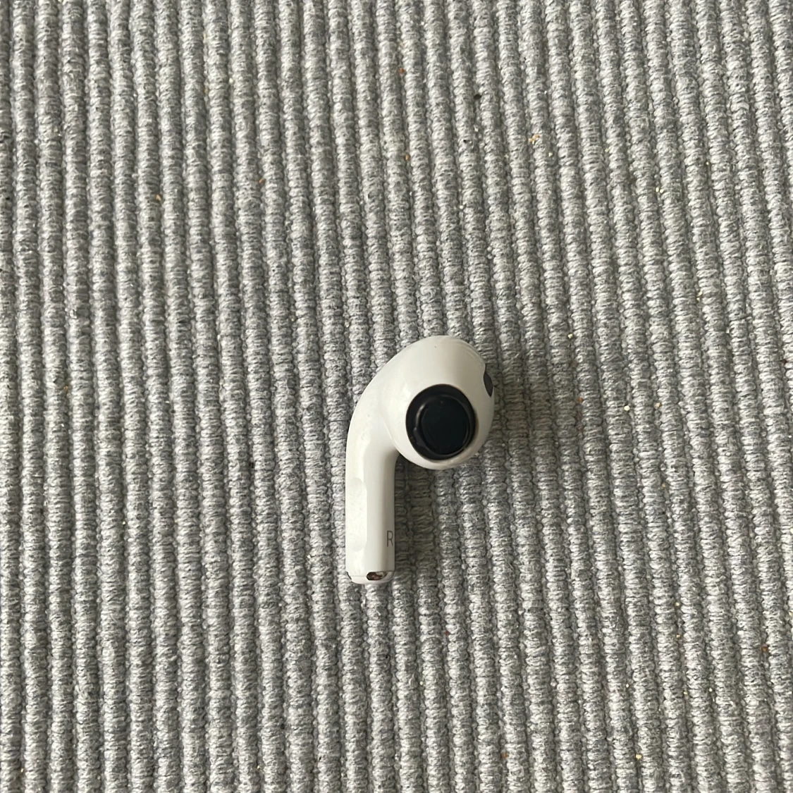 AirPods Pro (höger hörlur) gen 1 - 1