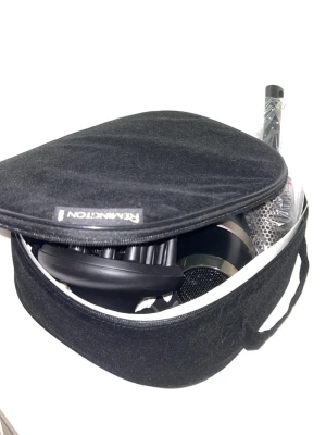 Remington svart/guld hårfön  - Oanvänd och köpt från Lyko för 499kr 