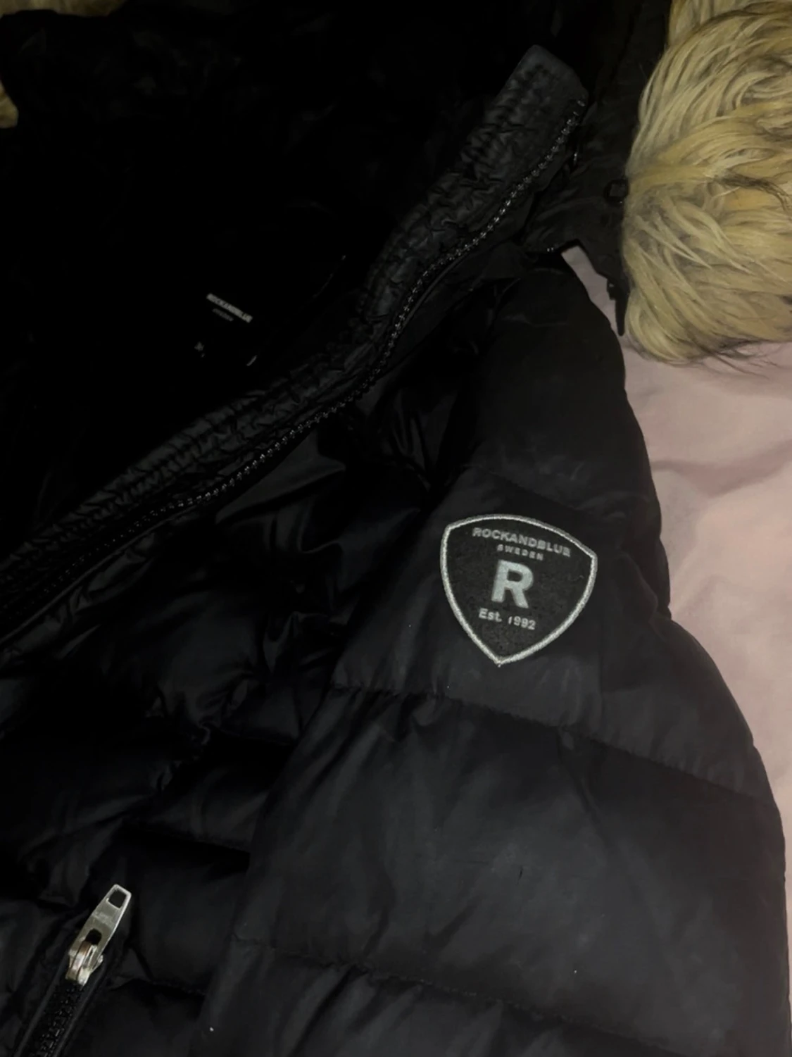 Svart pufferjacka Rockandblue strl 36 - 4