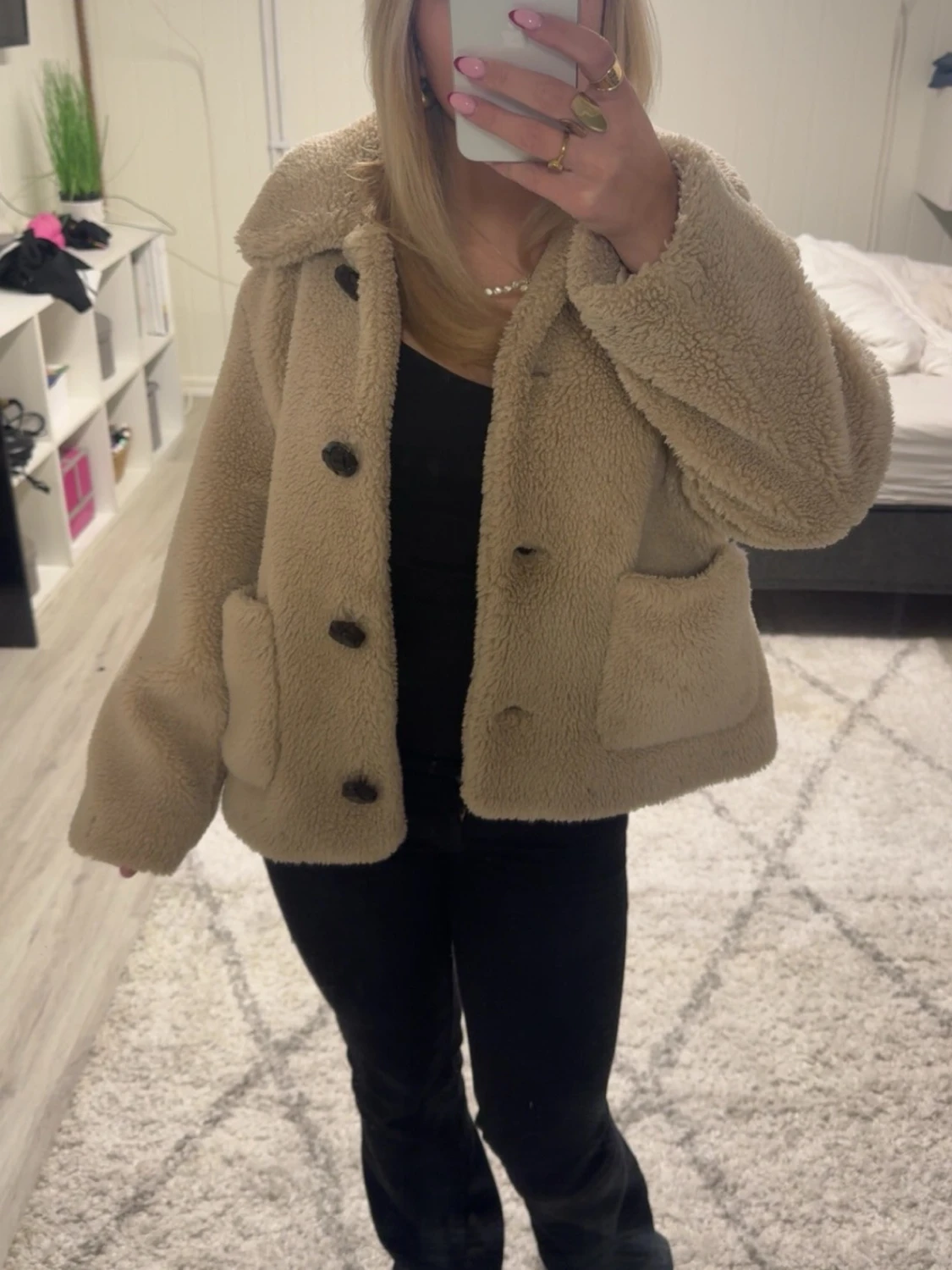 Beige teddyjacka från Zara, S