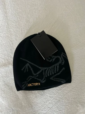 Märkes mössa - Helt ny