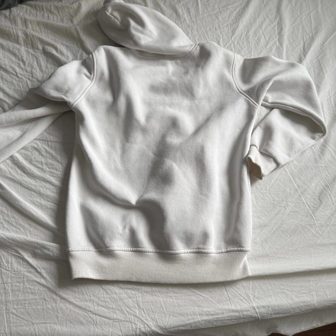 Vit hoodie från Stone Island - 1