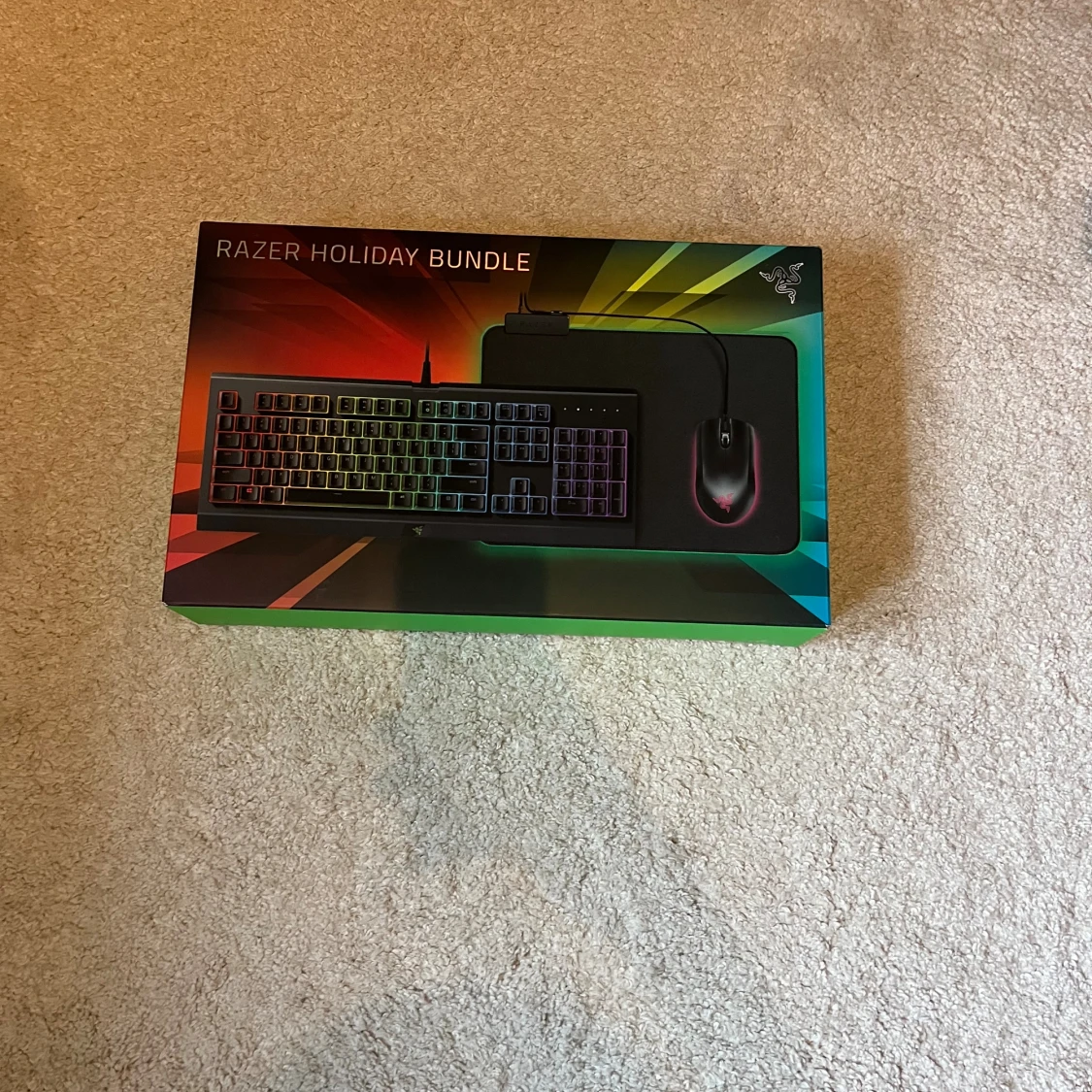 Razer Holiday Bundle (Cynosa Chroma, Abyssus Essential, Goliathus Chroma)