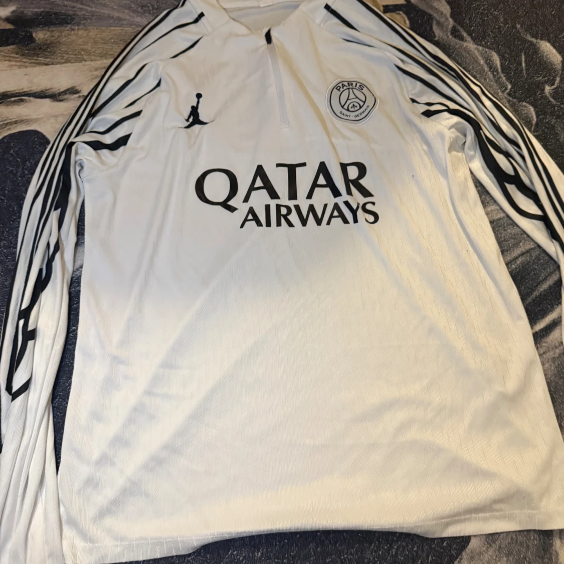 PSG långärmad vit fotbollströja