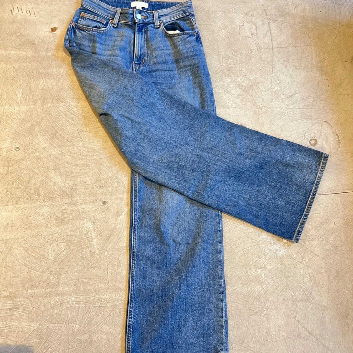 Blå wide jeans från H&M, strl 36