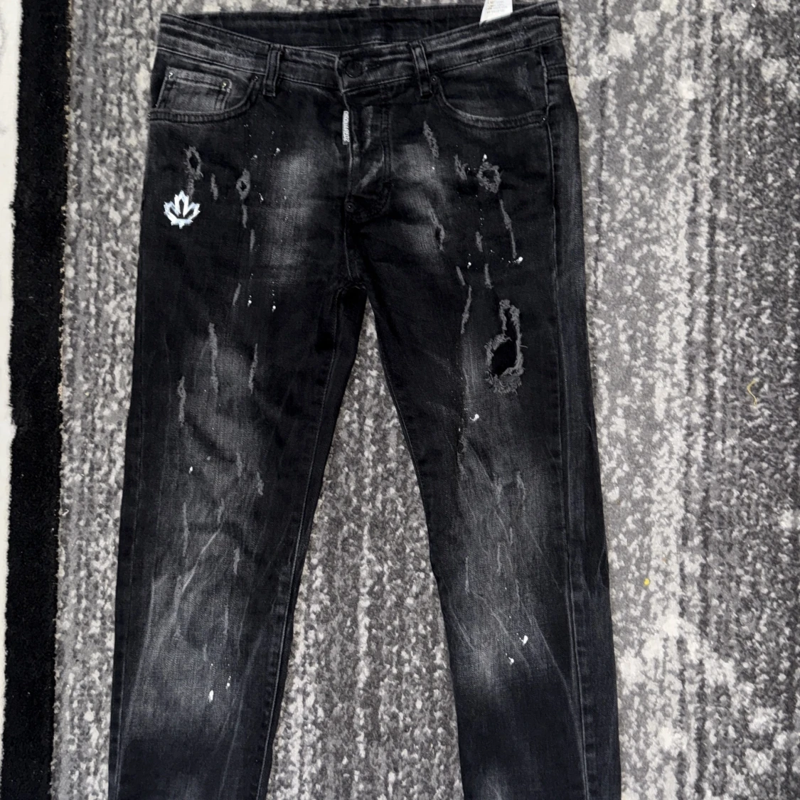 Svarta Dsquared2 jeans med slitningar - 1