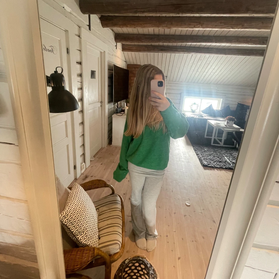 Grön stickad tröja från H&M XS-S - 1