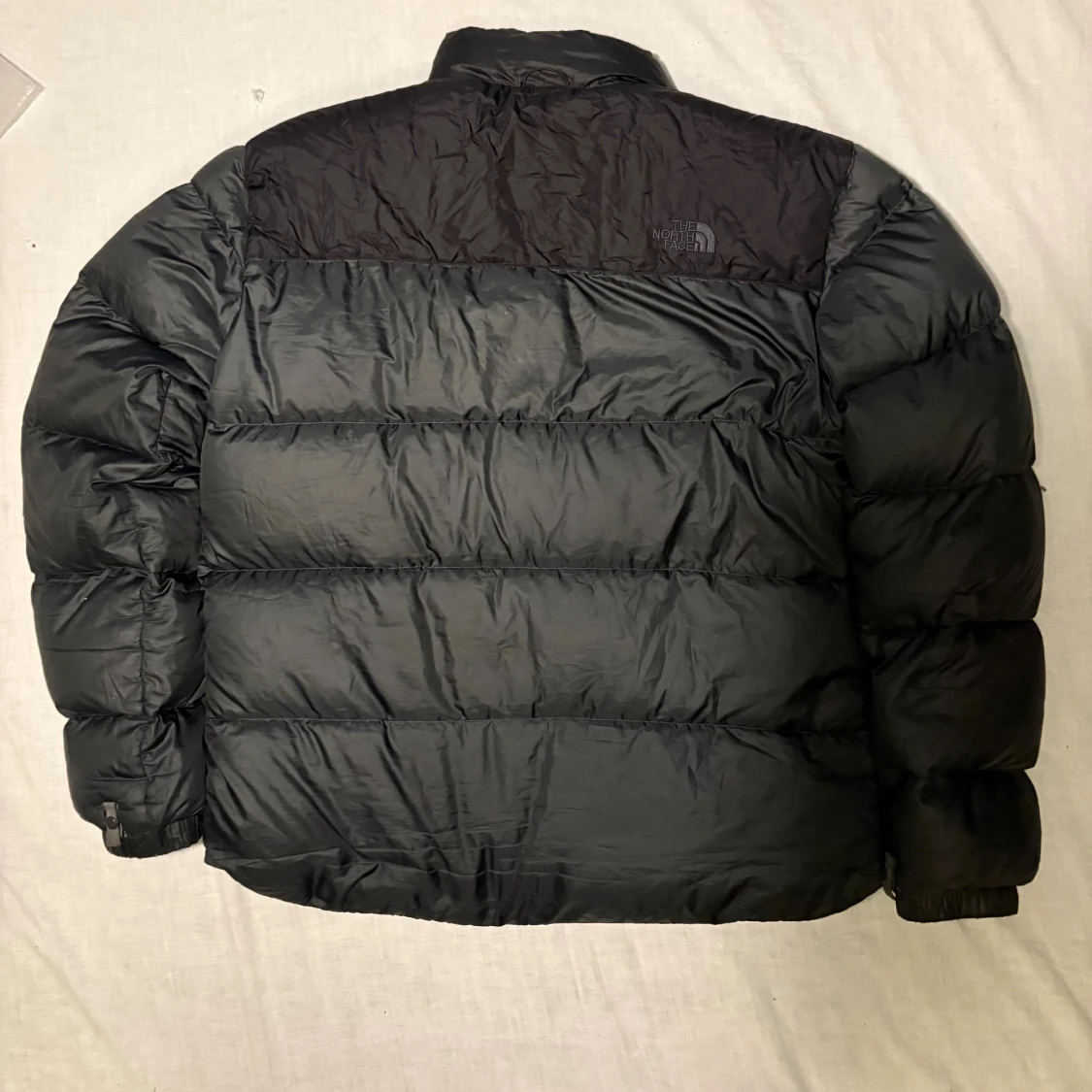 Svart pufferjacka från The North Face L - 1