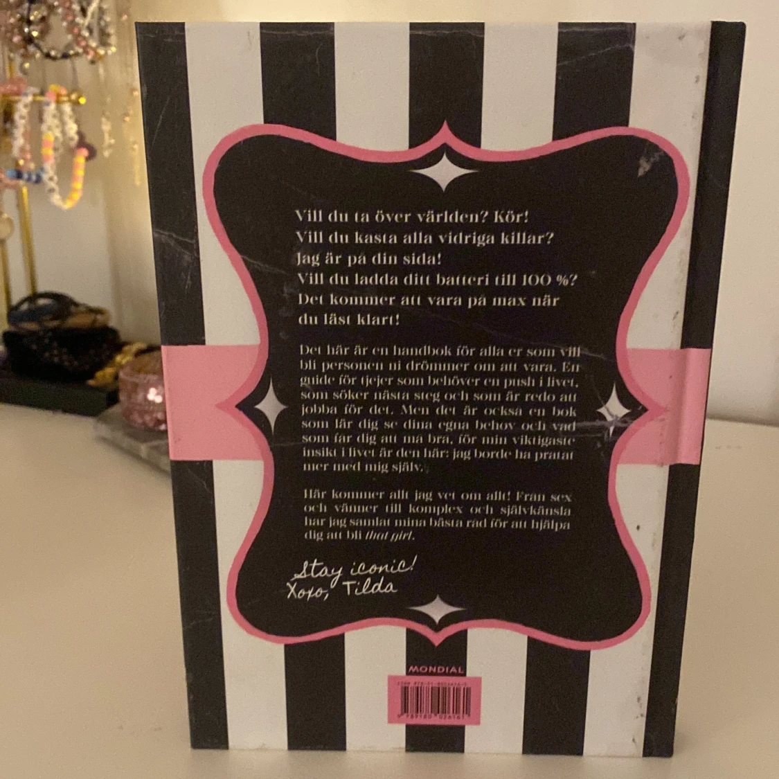 Stay Iconic: Överlevnadsguide för tjejer - 2