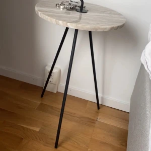 Sidbord - Söker detta sidbord!