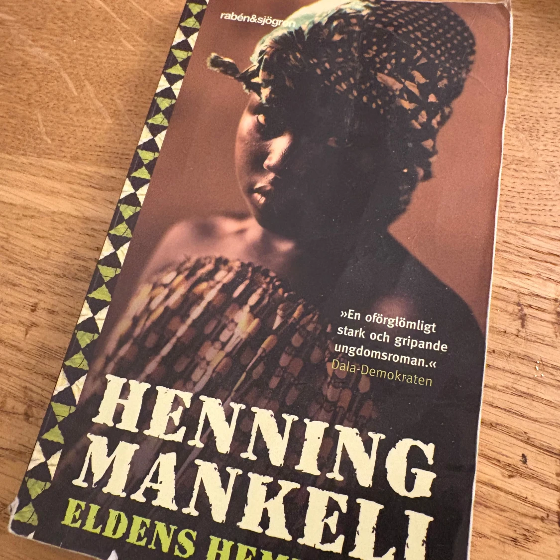 Bok Eldens hemlighet Henning Mankell - 1