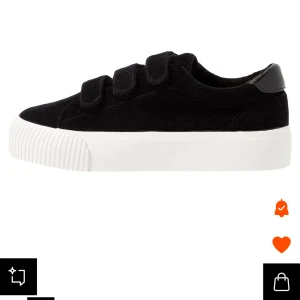 SÖKER DESSA SKOR - SÖKER DESSA SKOR.