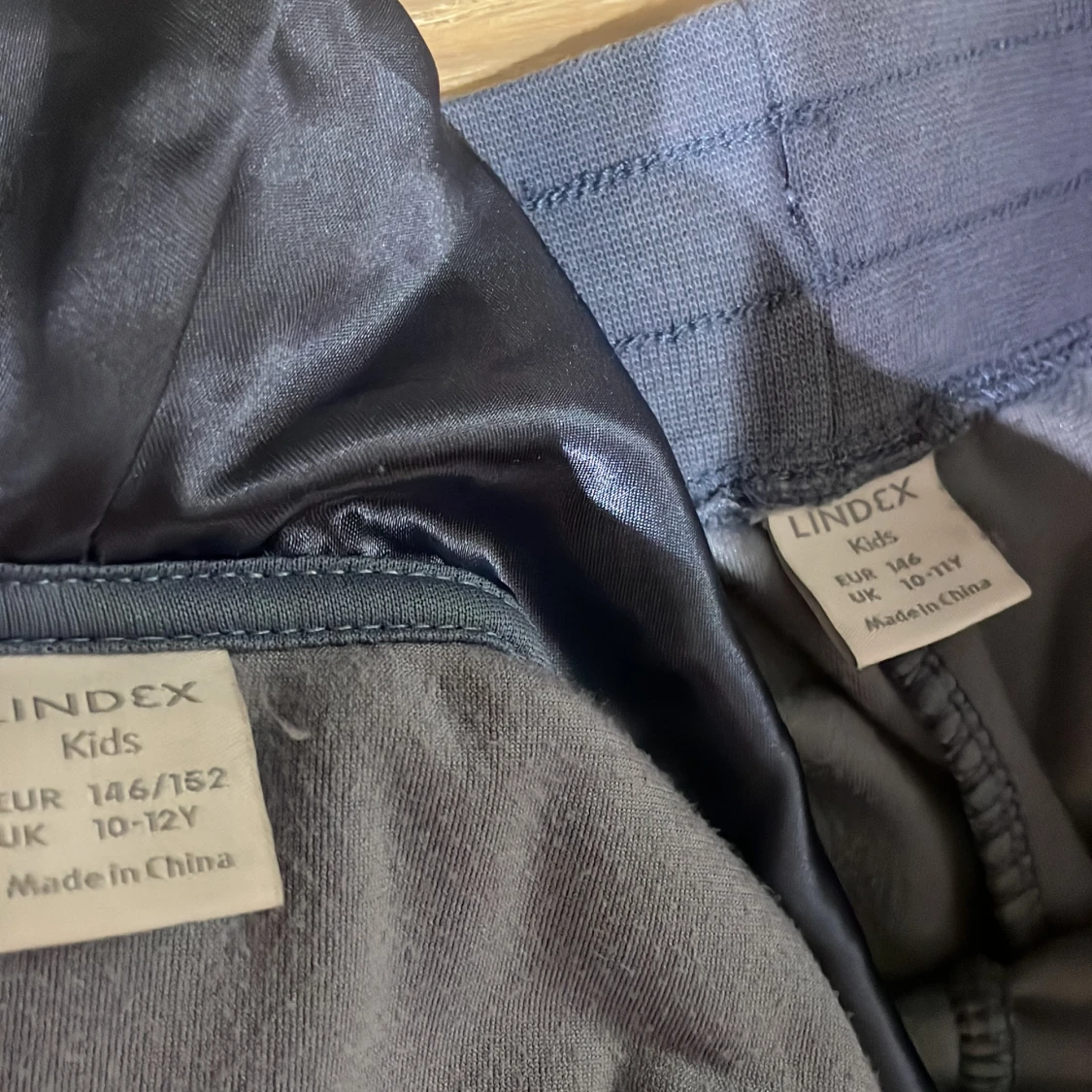 Blå mjukisset från Lindex, strl 146/152 - 2