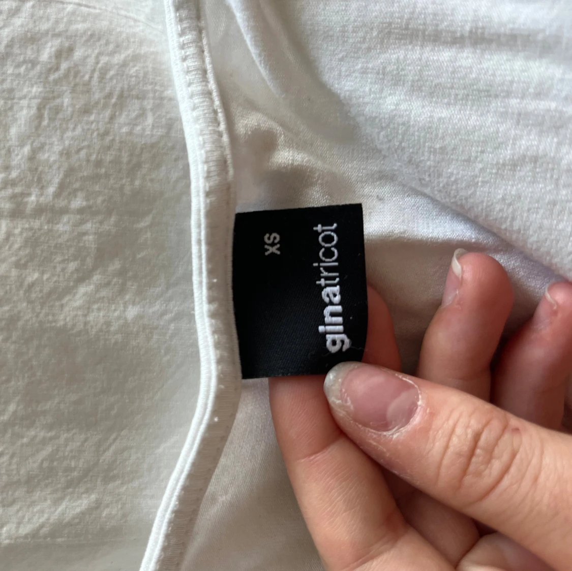 Vit långärmad topp från Gina Tricot - 2