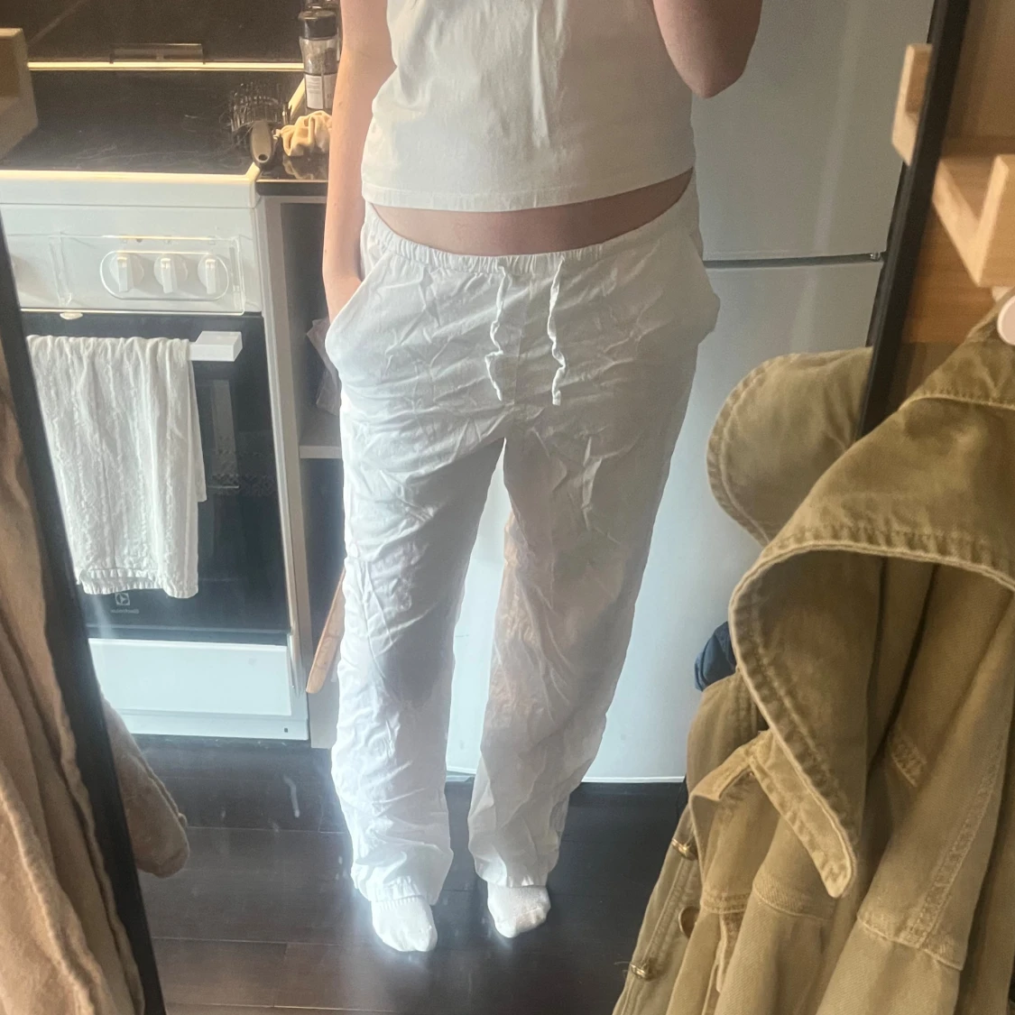 Vita linnebyxor från Gina Tricot