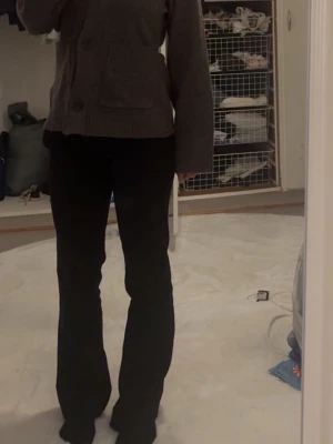 Kostymbyxor  - Säljer mina kostymbyxor från bok bok!! Inga defekter eller tecken på användning, nypris 500kr, säljer 310kr + postar samma dag köp genomförs 