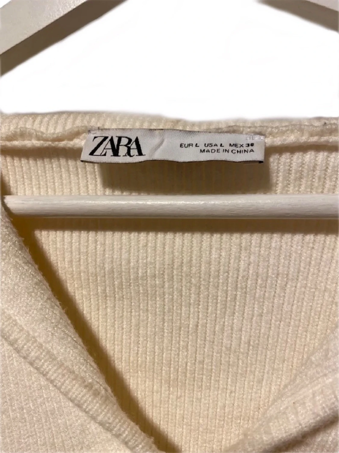 Krämvit kofta med ränder från Zara - 2
