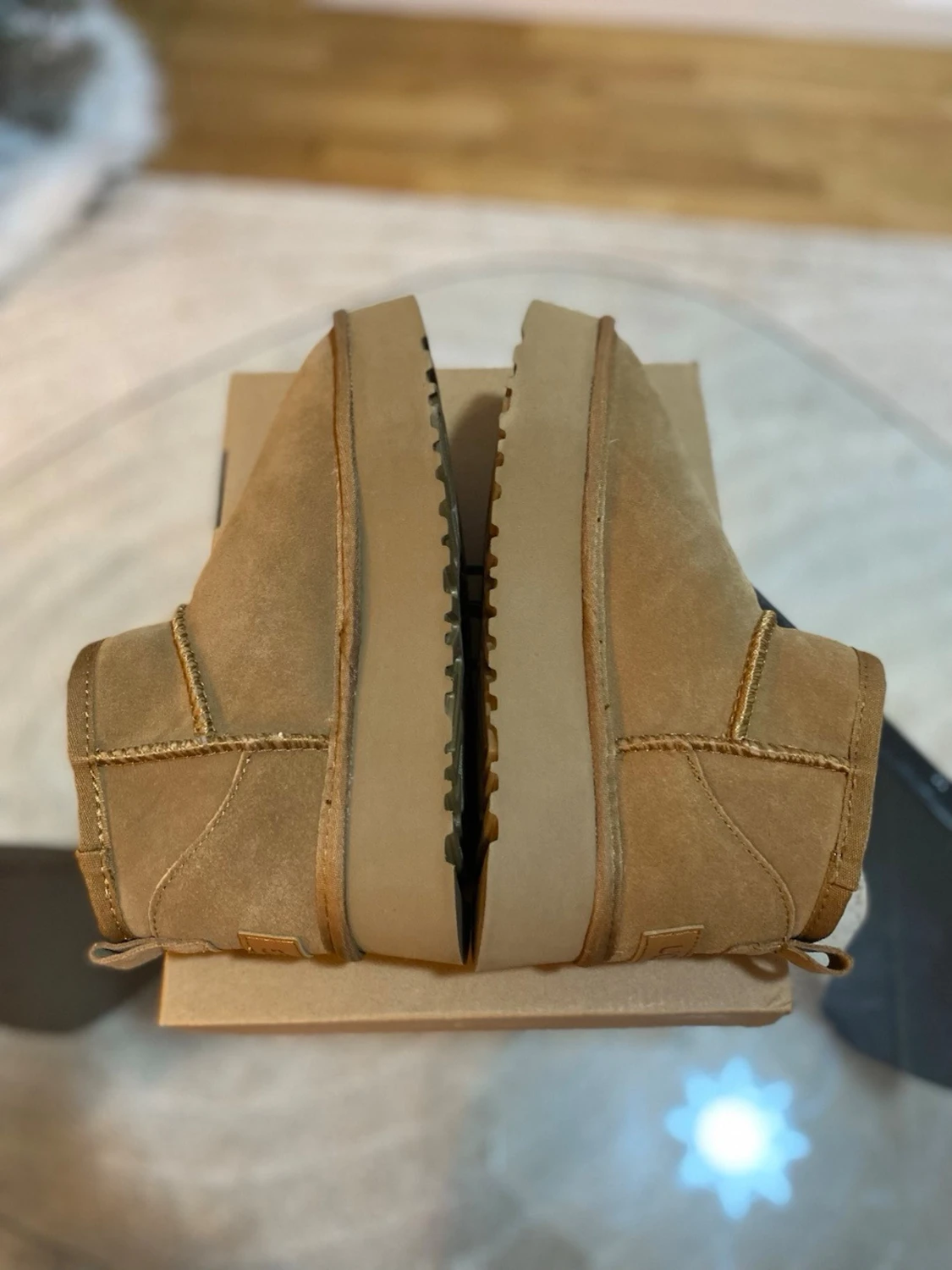 Beige UGG boots med platt sula - 4