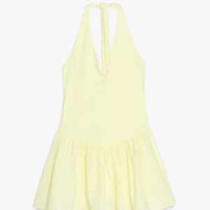 Ljusgul zara klänning - Jättefin ljusgul Zara klänning som är köpt nu i sommras!