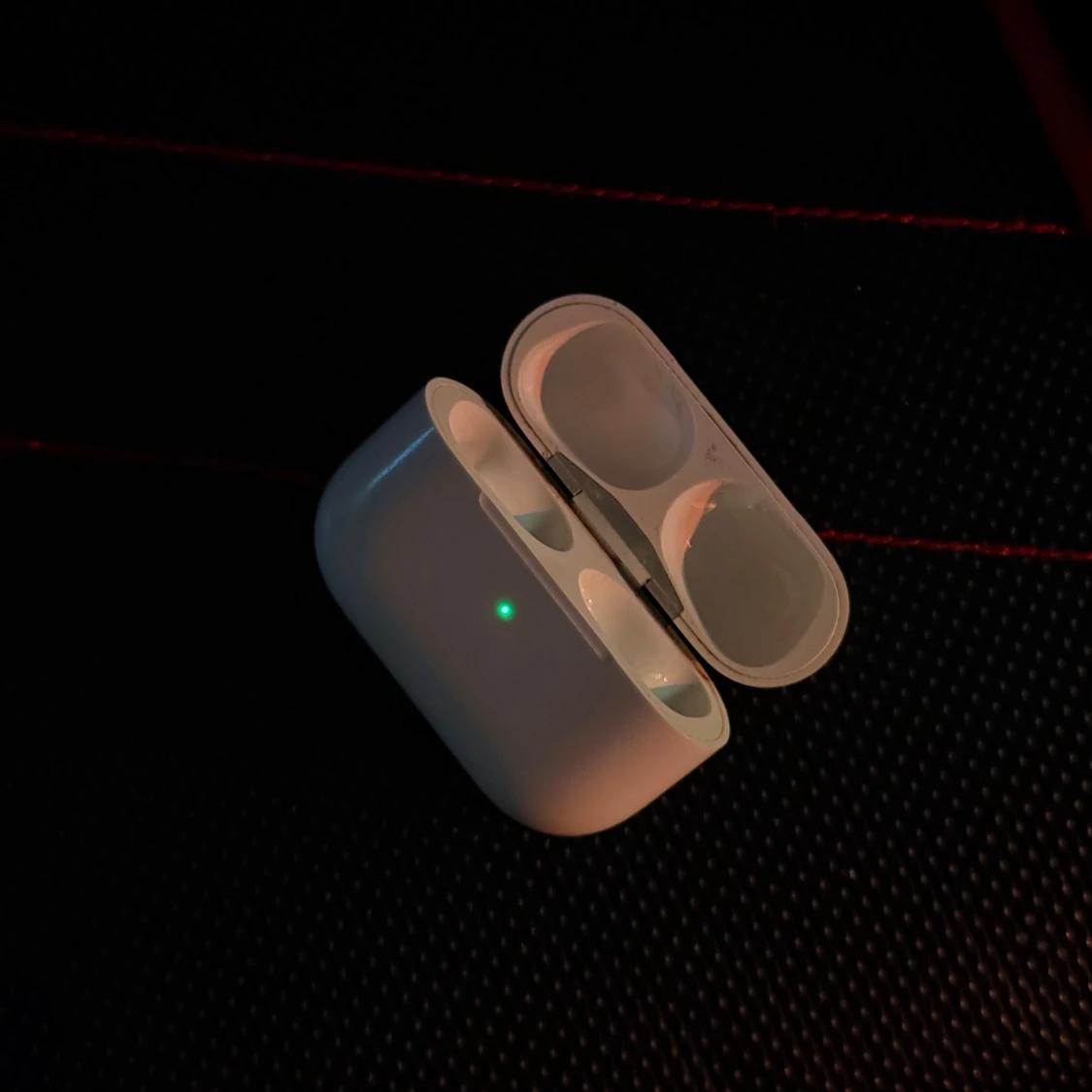 Apple AirPods Pro Ladeetui - 2