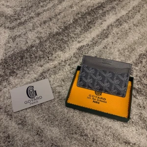 Korthållare  - Helt ny och oanvänd. Allt på bild medföljer 