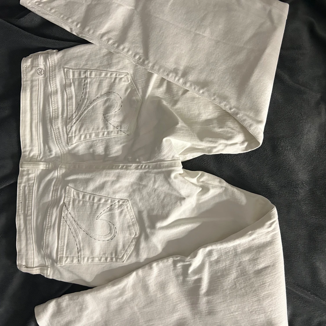 Vita jeansbyxor från Adriano Goldschmied  - 1