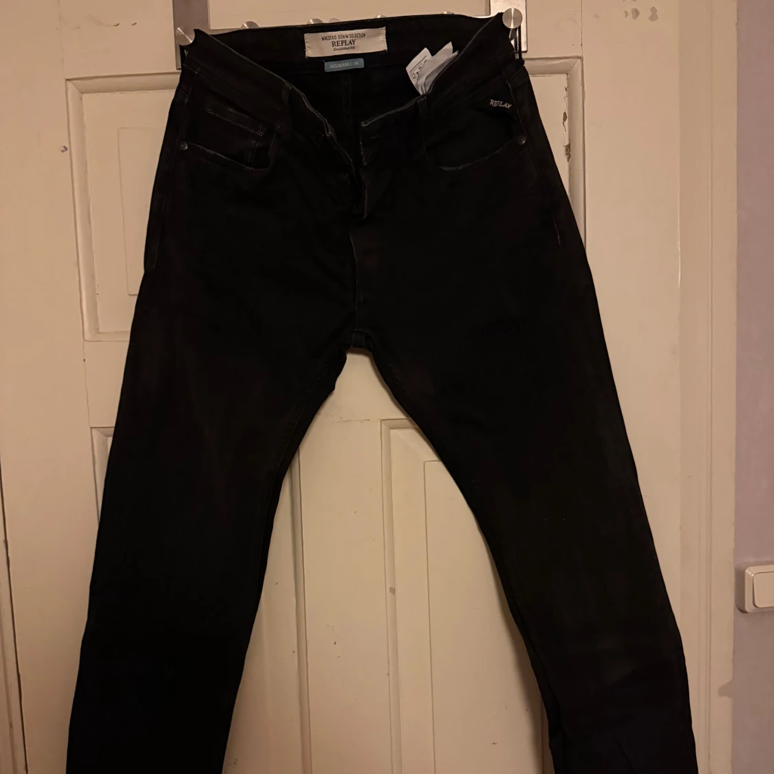 Svarta Replay grover jeans