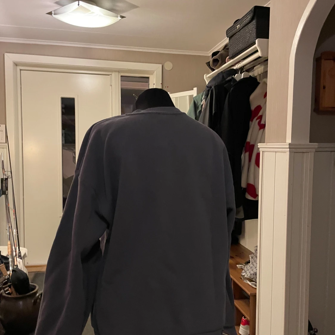 Grå sweatshirt  - 1