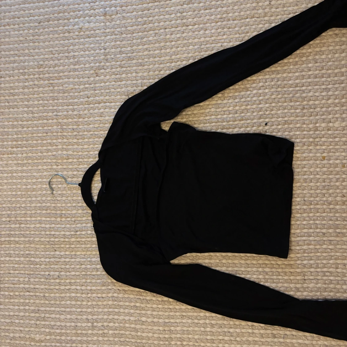 Svart långärmad topp  - 1