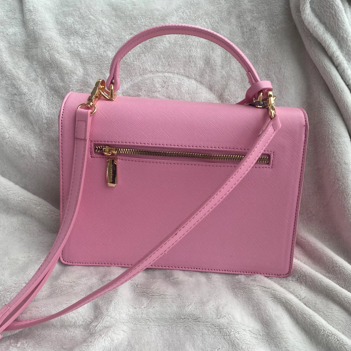 Rosa väska - 2