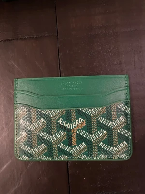 Grön korthållare - Helt ny, låda medföljes.