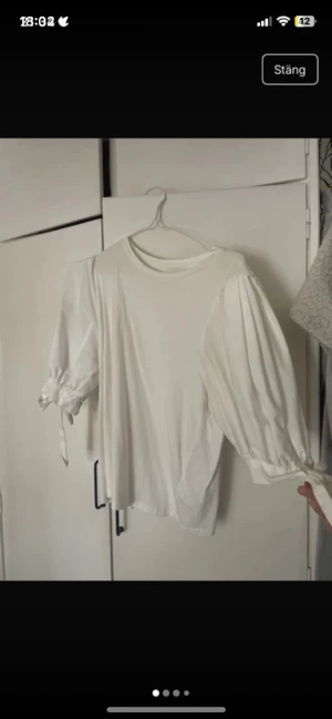  Puff är med topp -  Storlek S Superfin modellen med puffiga armar