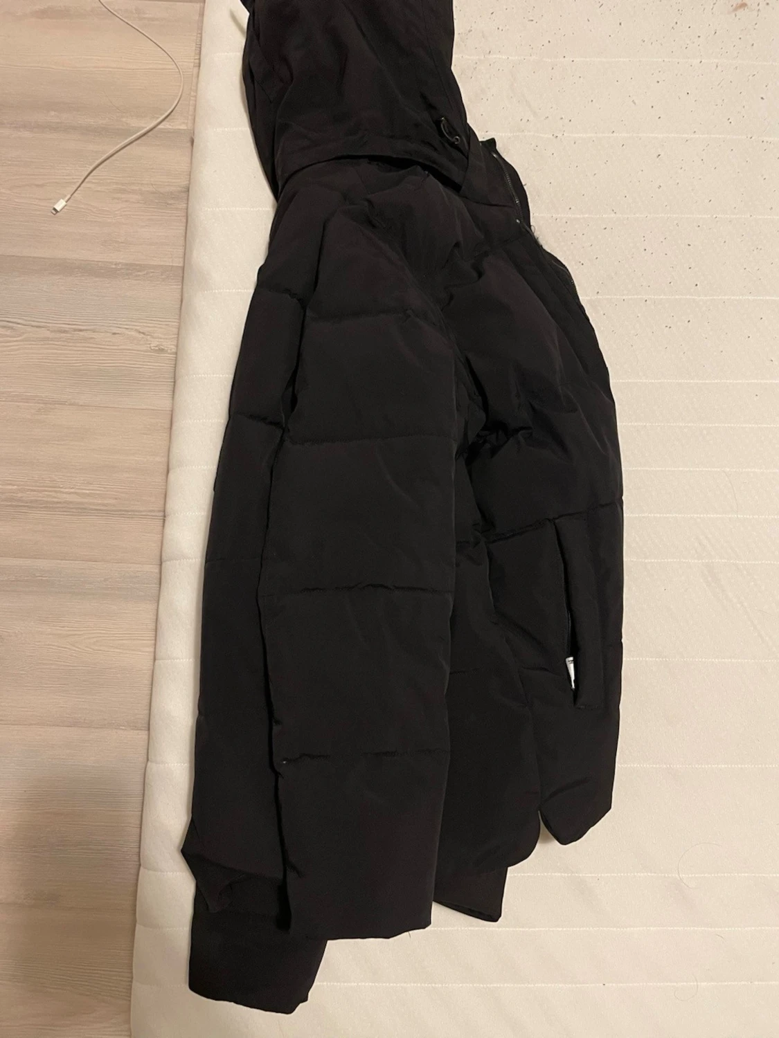 Svart pufferjacka från Five Seasons - 1