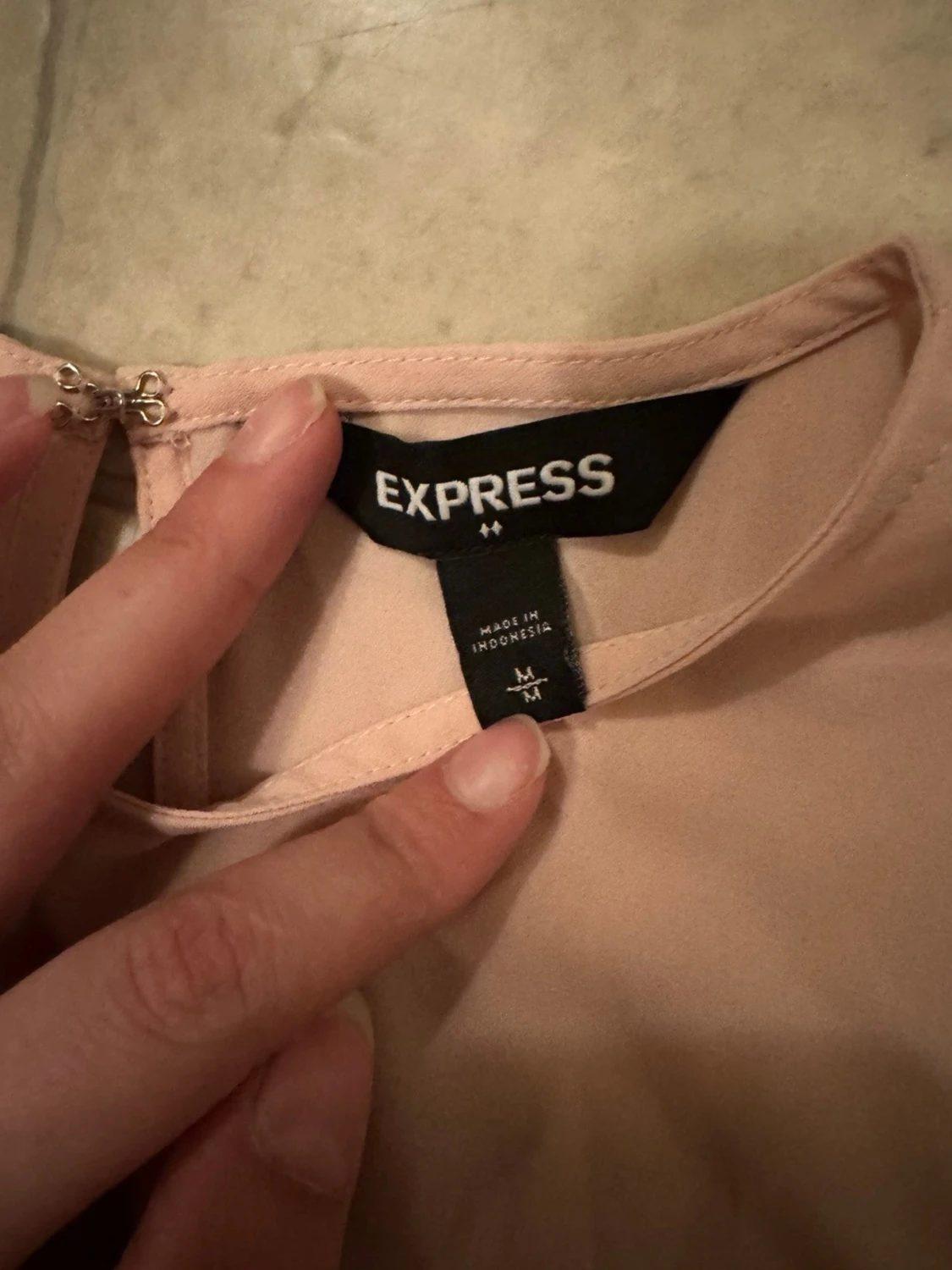 Ljusrosa blus från Express - 1