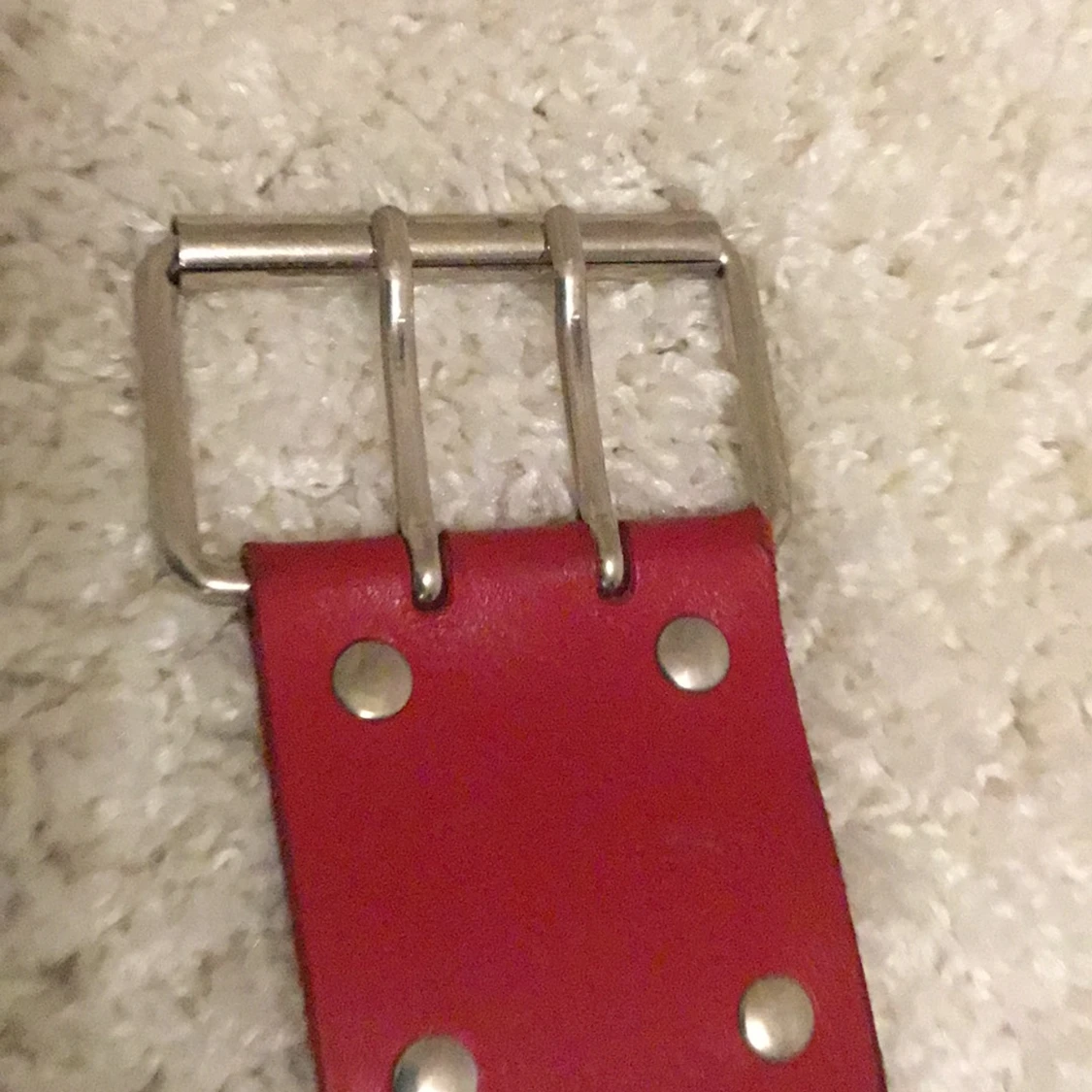 Tjockt rött bälte - 2