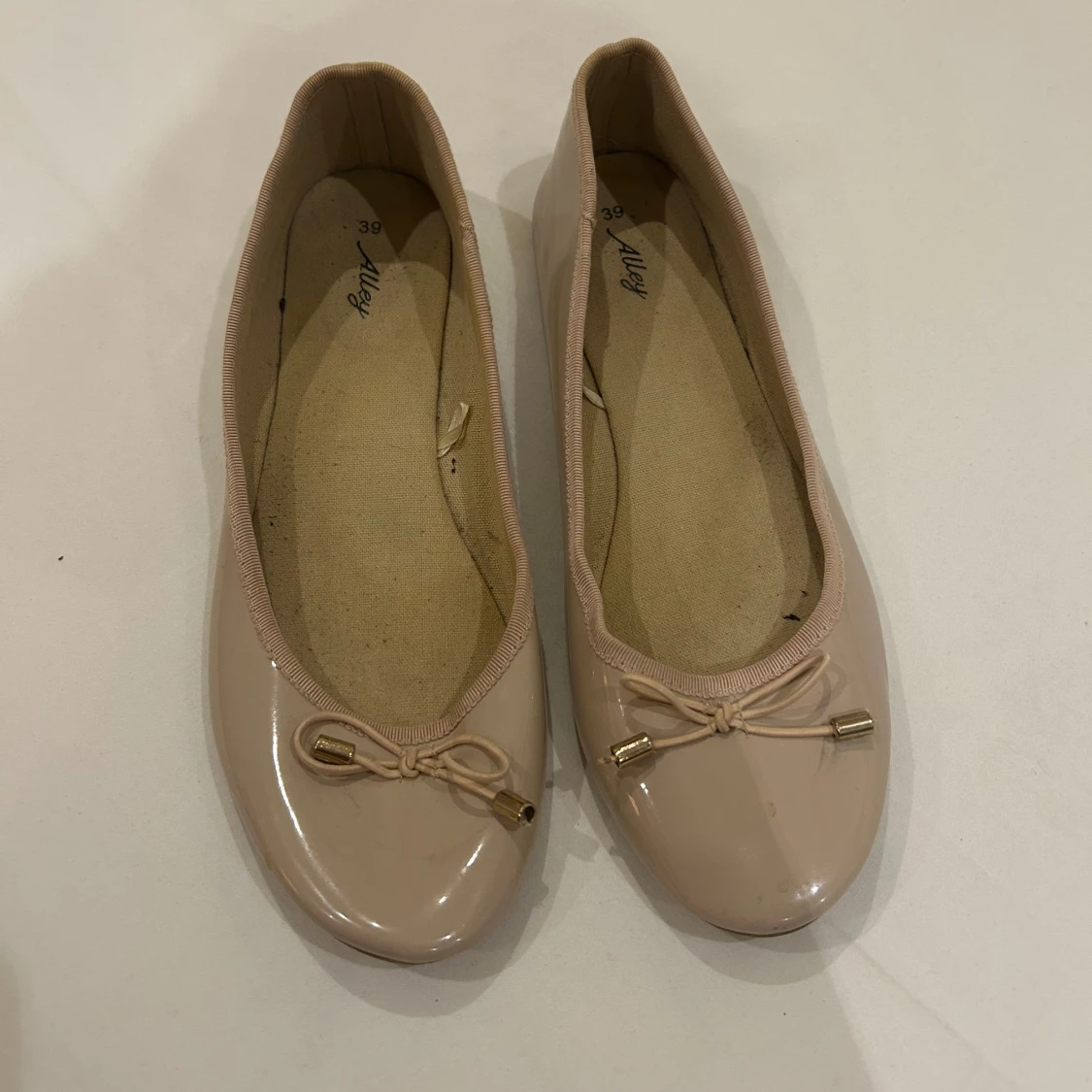 Beige/Rosa ballerinaskor från Alley - 3
