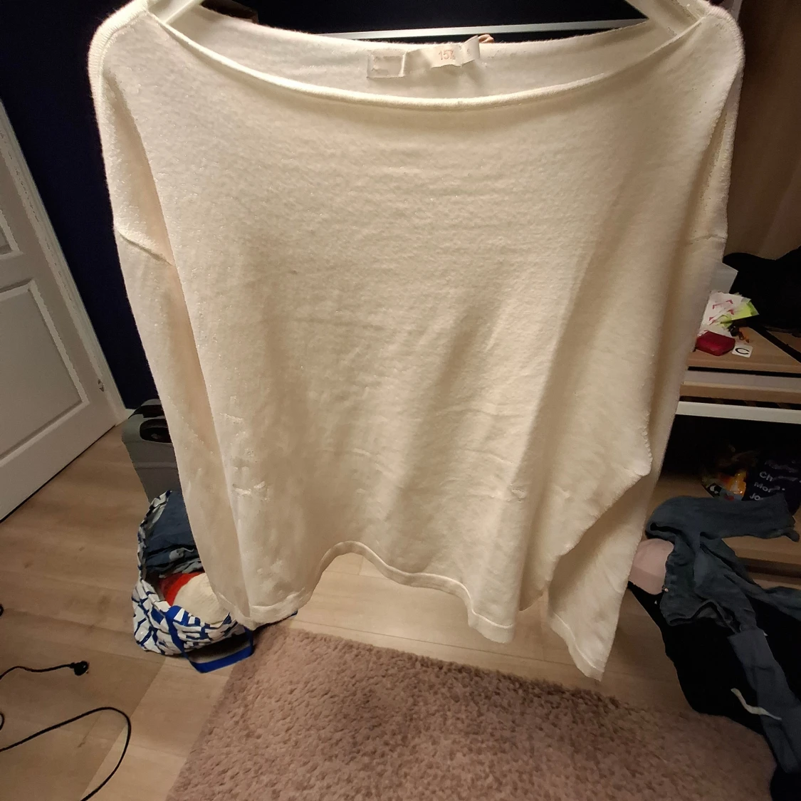 Vit stickad tröja från 157