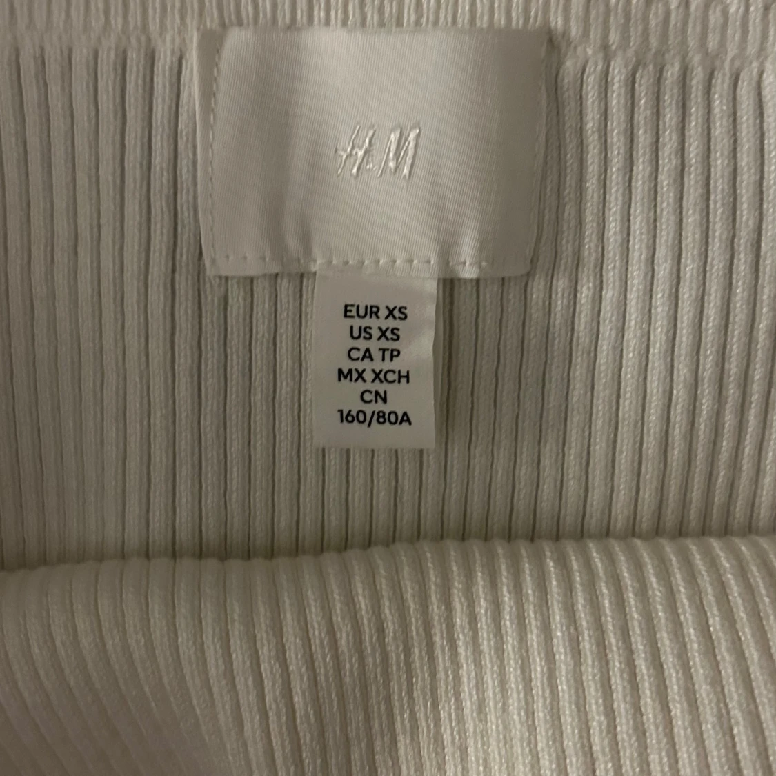 Vit offshouldertopp - 2