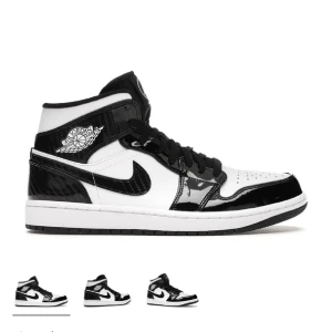 Jordan 1 Mid  - Säljer nu dess skitsnygga Jordan 1 Mid All-Star Carbon Fiber i ett mycket fint skick!! Nypris 3599 kr🖤