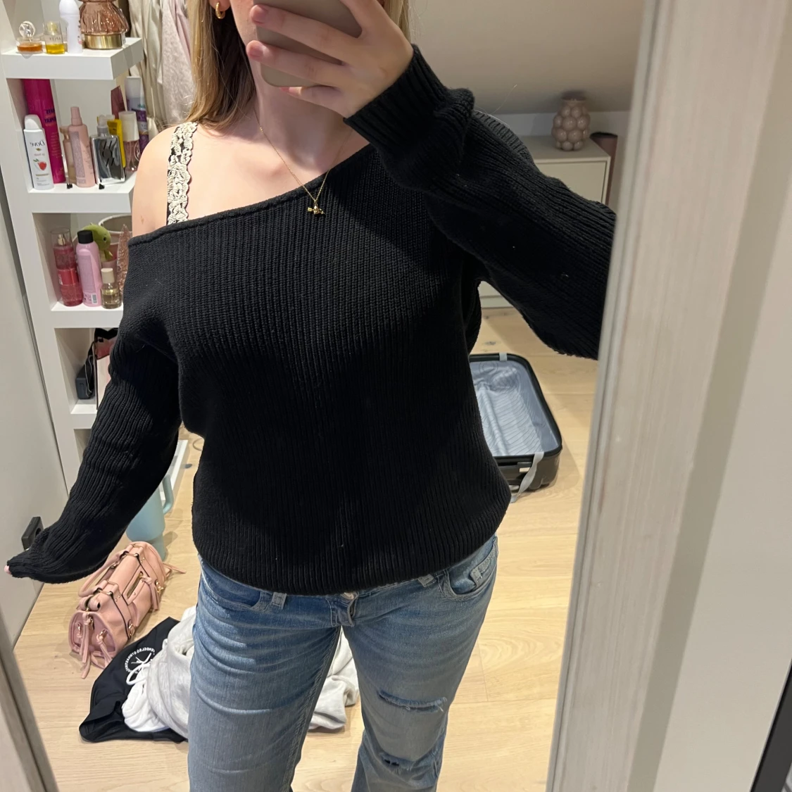 Stickad sne tröja - 1