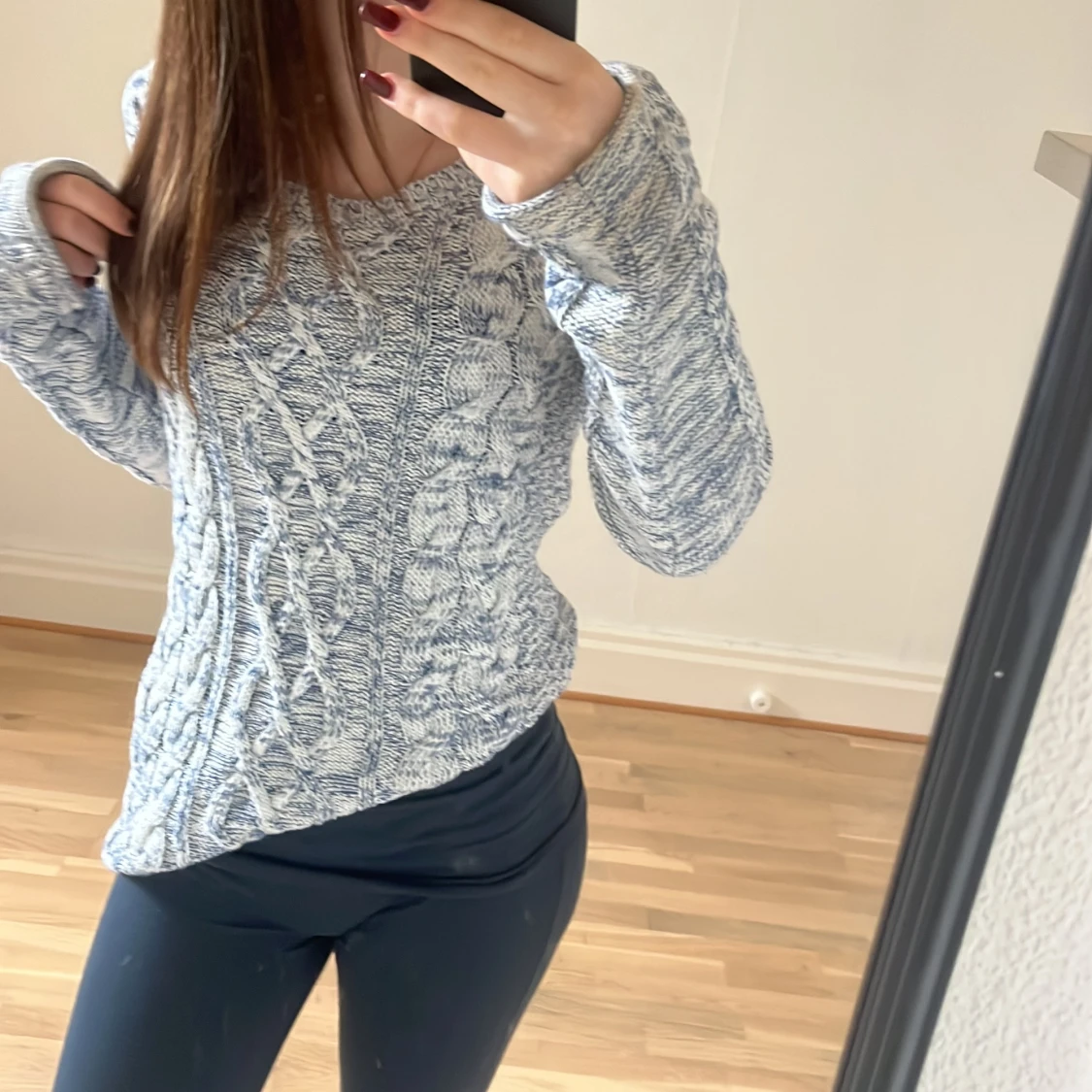 Blåvit stickad tröja från L.O.G.G. - 2