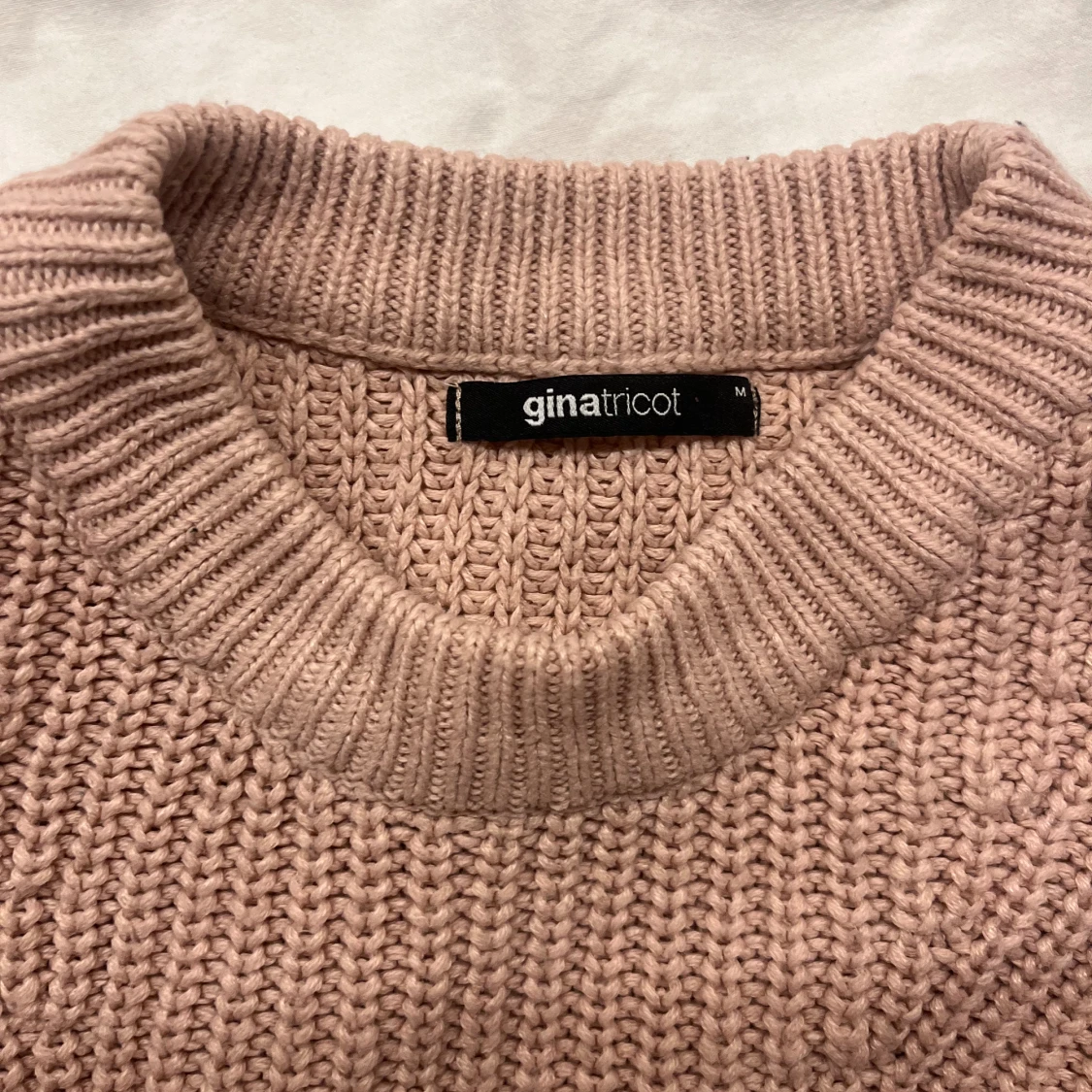 Beige stickad tröja Gina Tricot M - 1