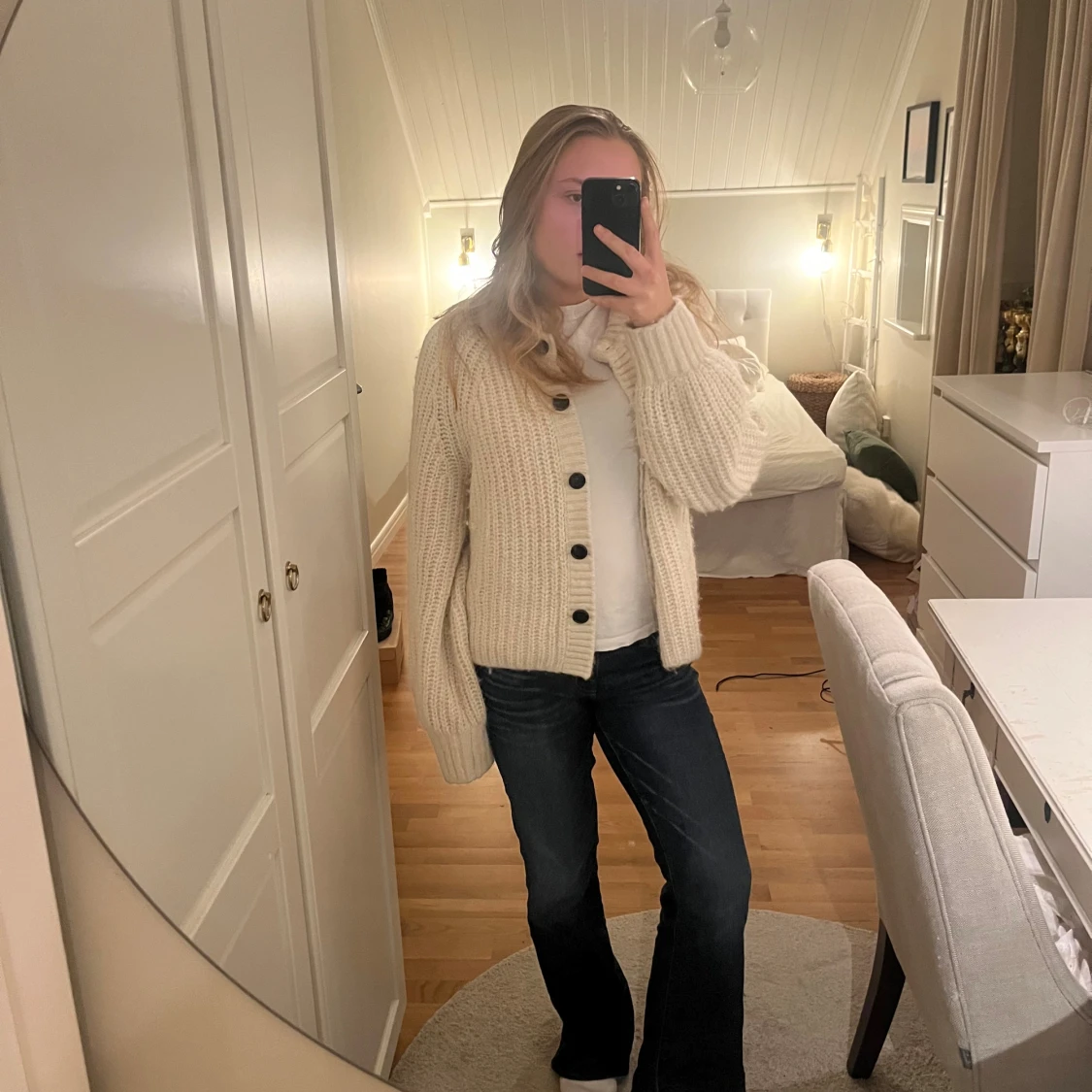 Lågmidjade utsvängda jeans